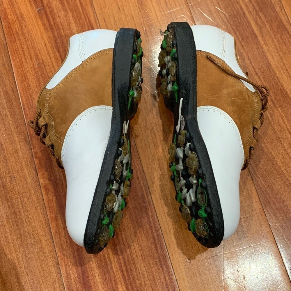 Women’s Nike White and Brown leather Golf Shoes size 7 - Picture 7 of 11